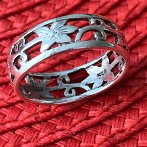 Sterling Silver Flower Ring